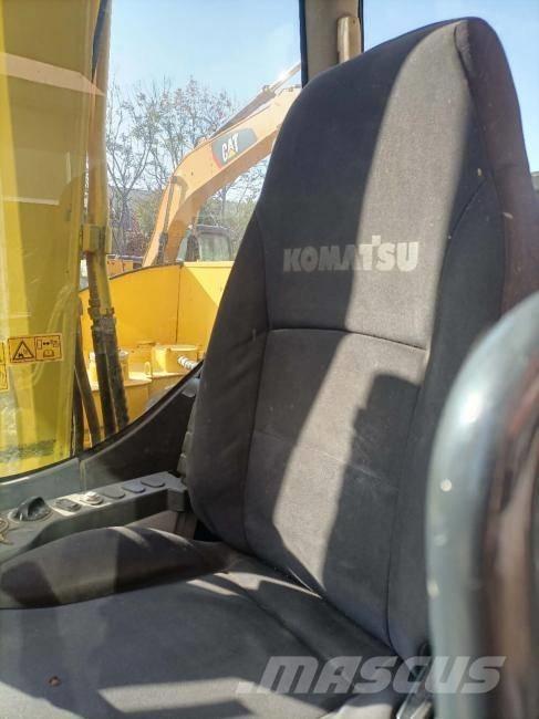 Komatsu PC 70 Bageri gusjeničari