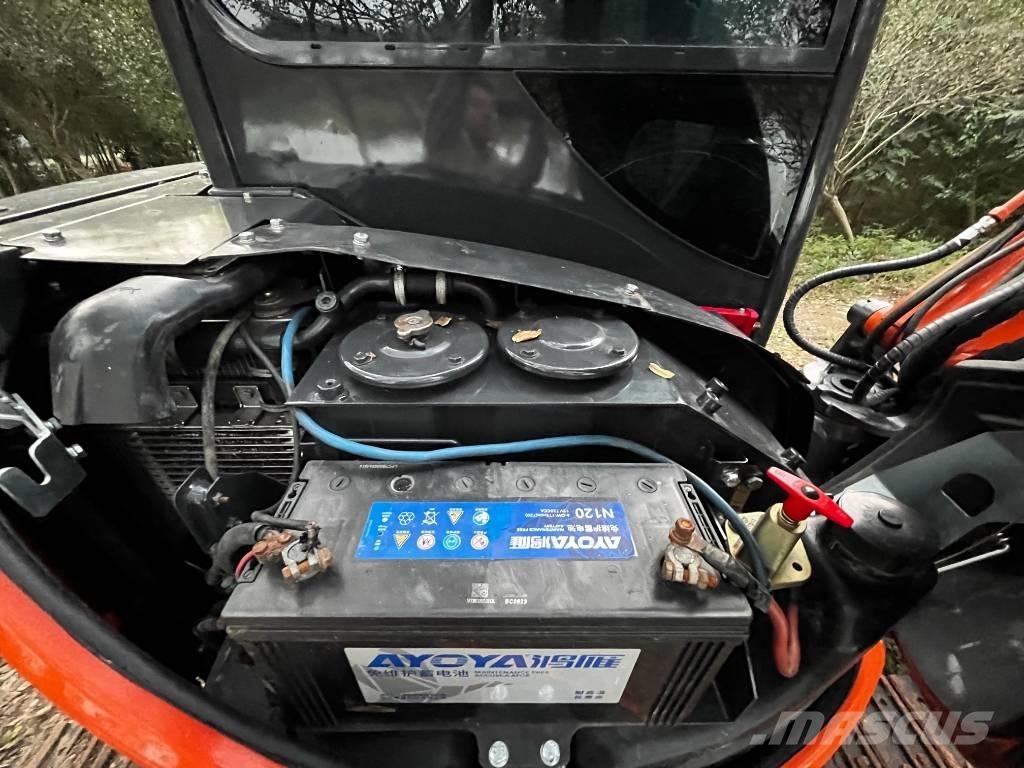 Hitachi ZX 50 U Mini bageri <7t