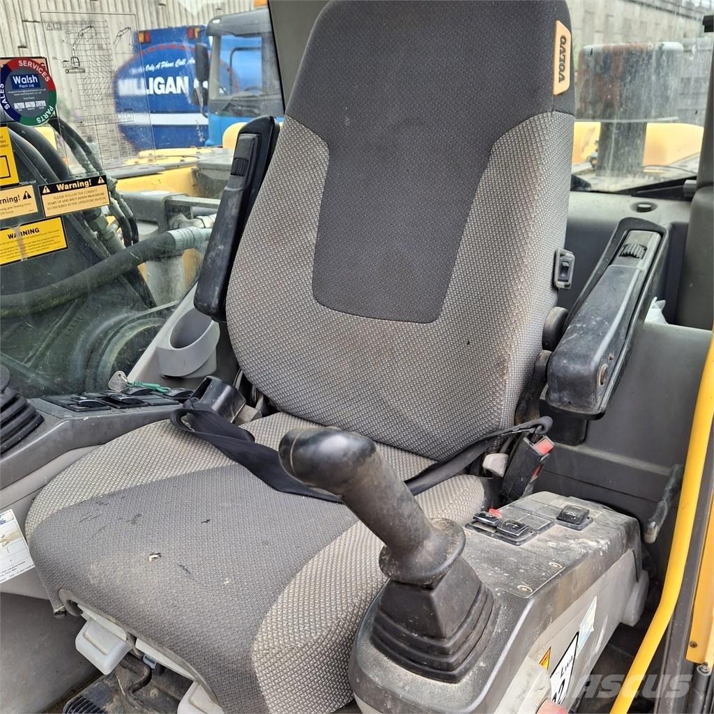 Volvo EC 210 C L Bageri gusjeničari