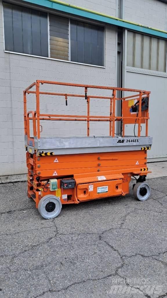 JLG 2646 ES Škaraste platforme
