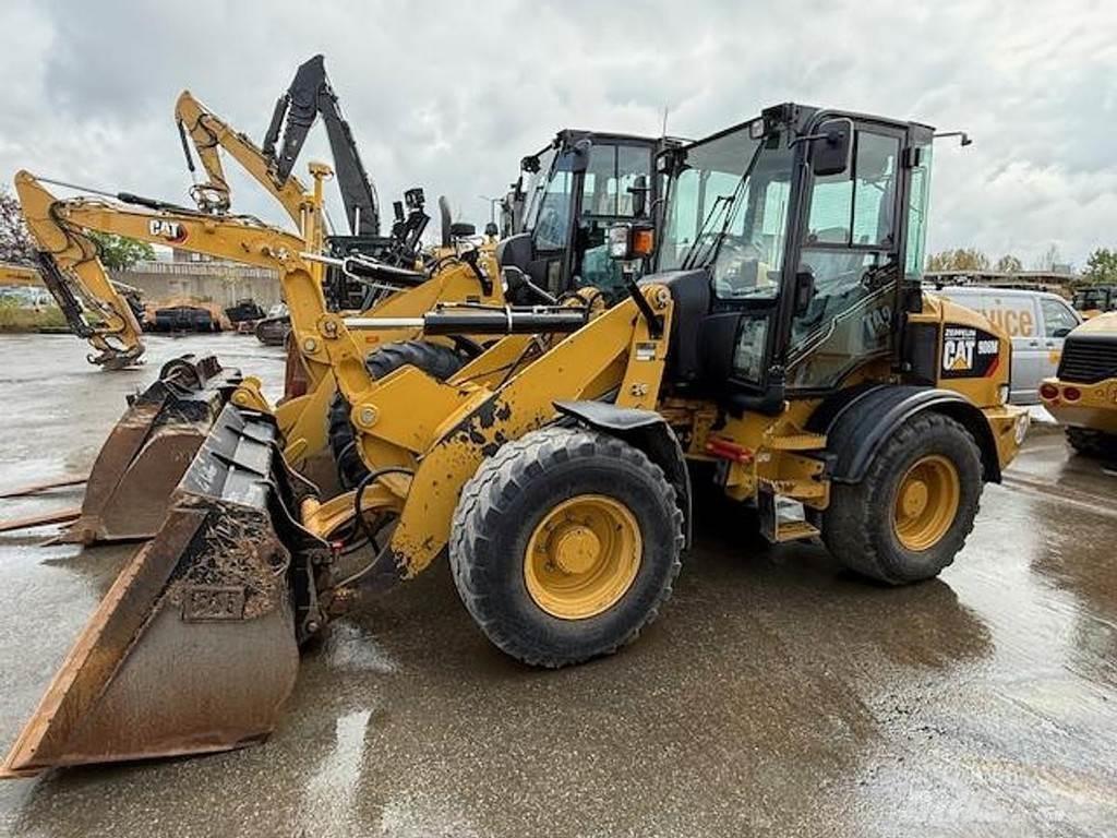 CAT 908M Utovarivači na kotačima