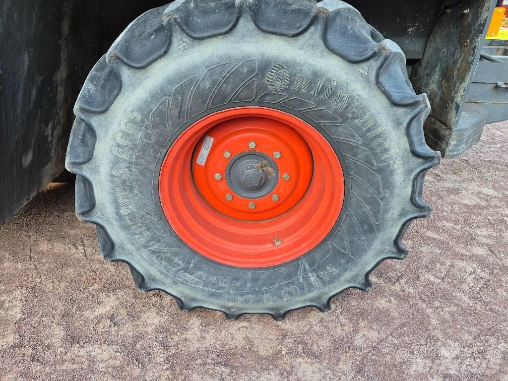 CLAAS Jaguar 850 Strojevi za krmu na vlastiti pogon