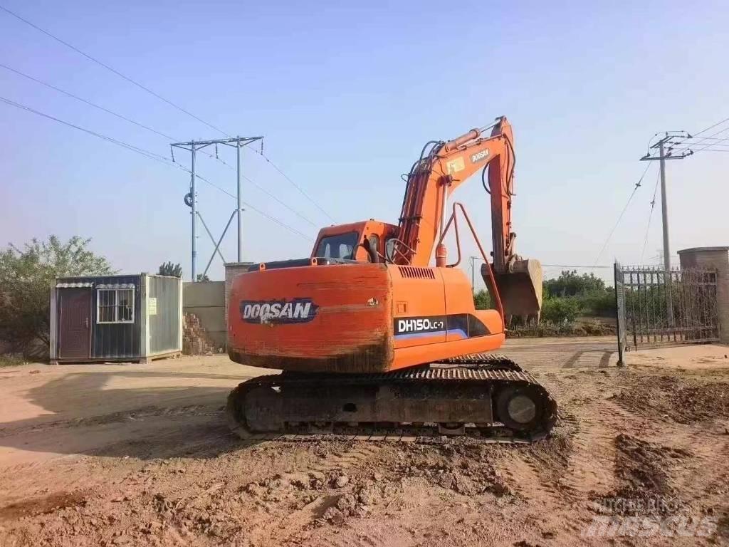 Doosan DH 150 Bageri gusjeničari