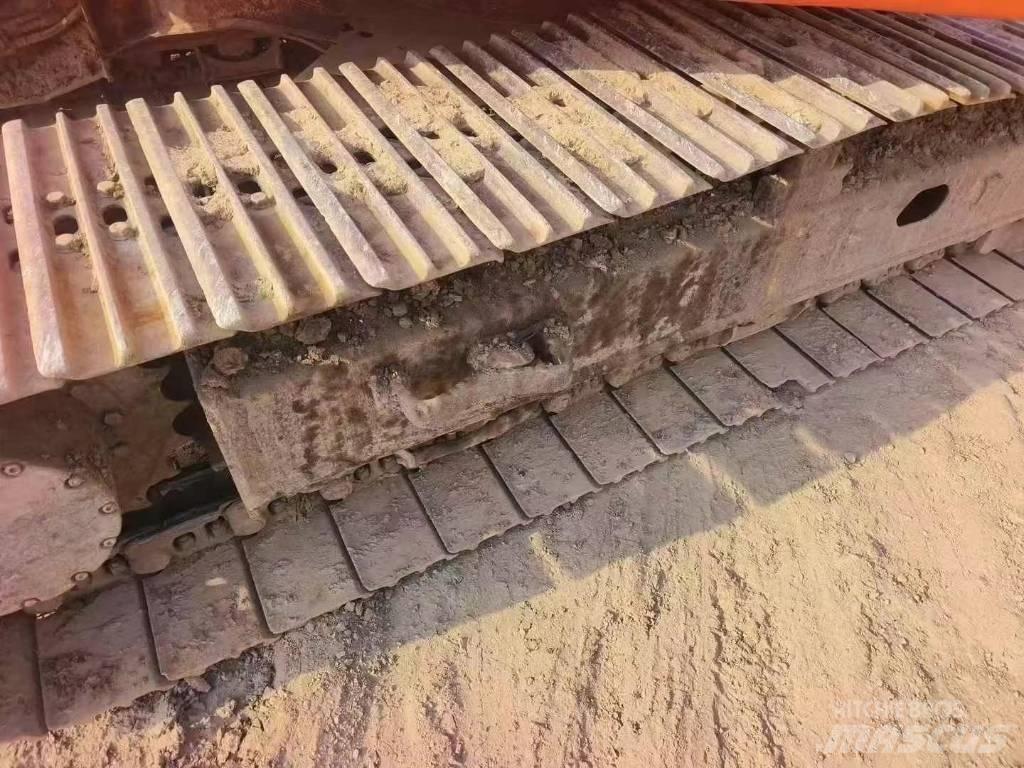 Doosan DH 150 Bageri gusjeničari