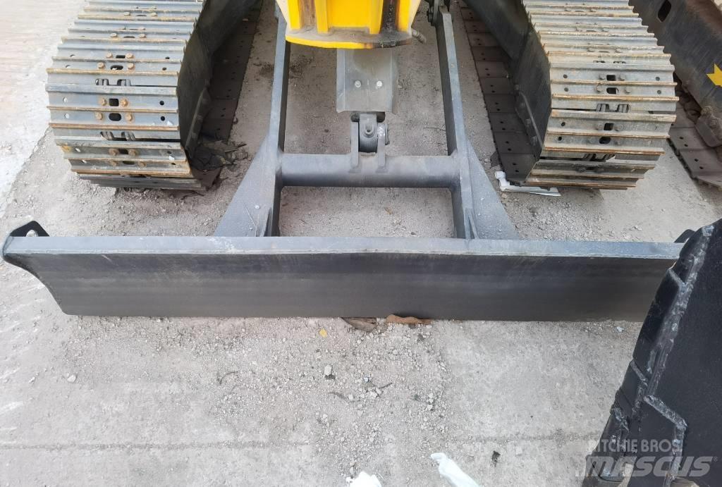 Komatsu PC55MR Bageri gusjeničari