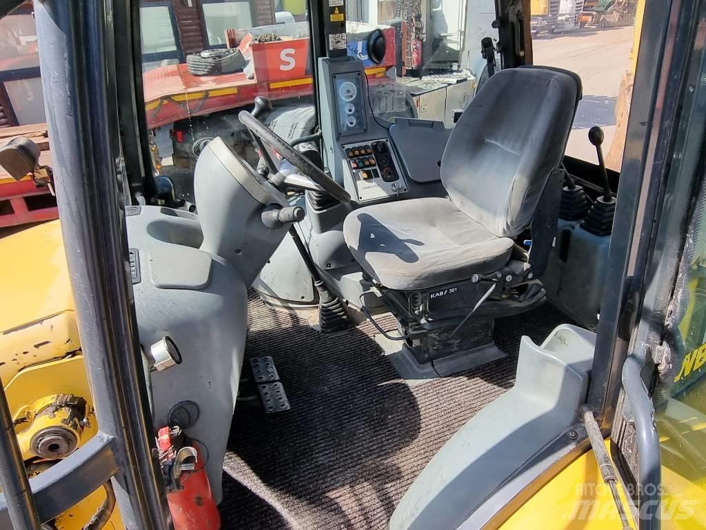 Komatsu WB 93 S-5EO Utovarni rovokopači