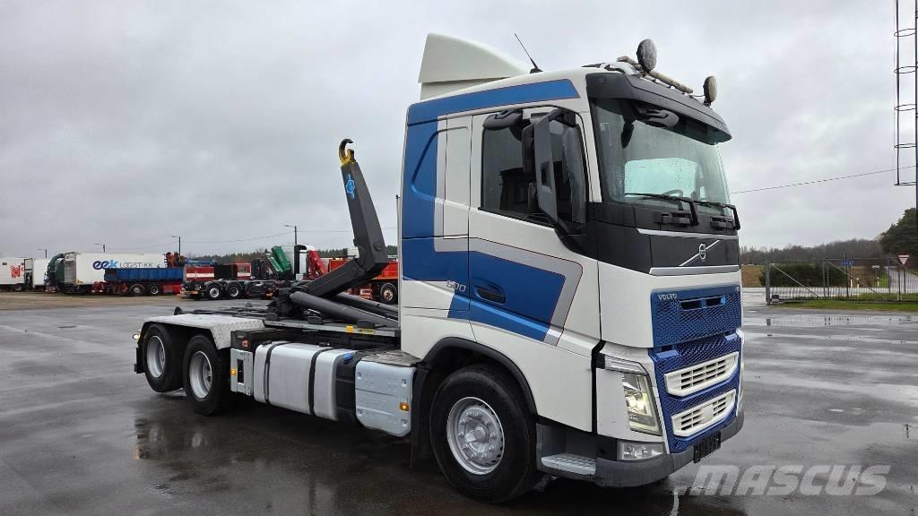 Volvo FH500 6X2 Rol kiper kamioni s kukama za dizanje