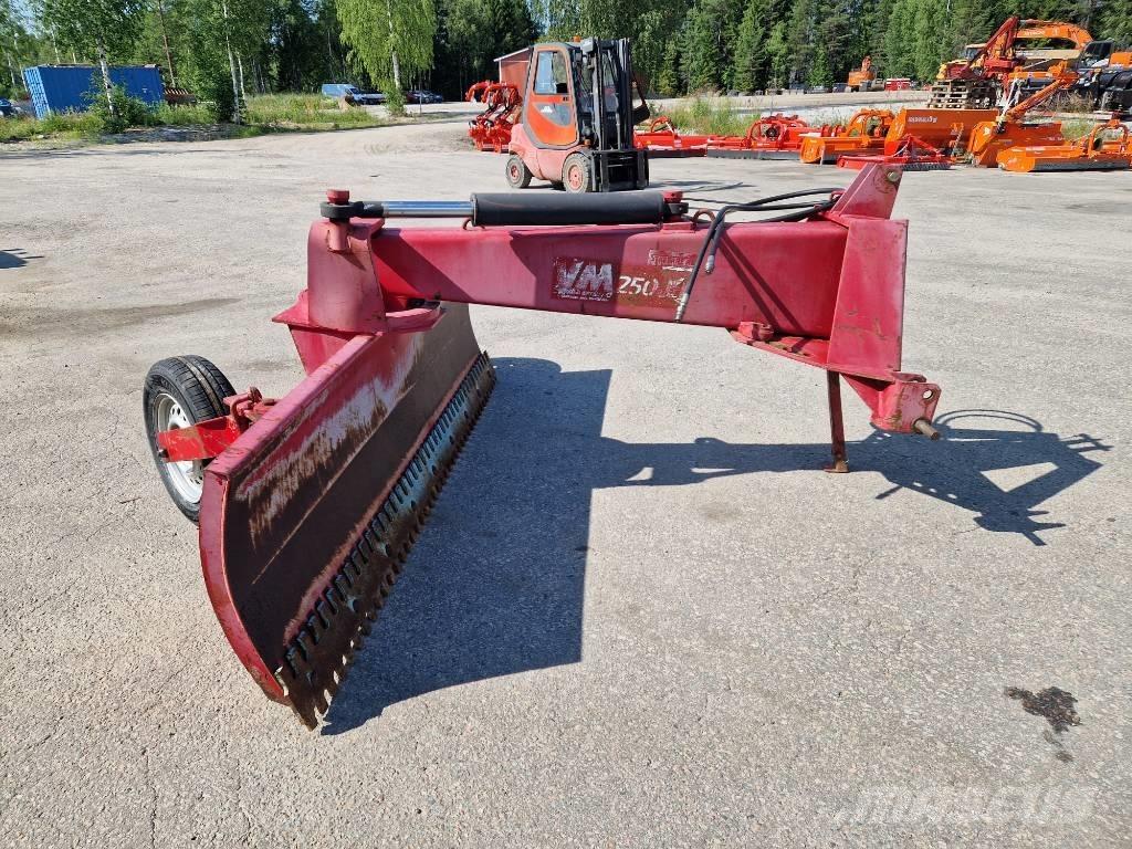 VM 250JH Plugovi za putove