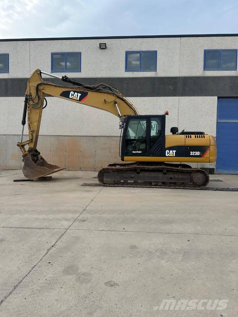 CAT 323 D LN Bageri gusjeničari