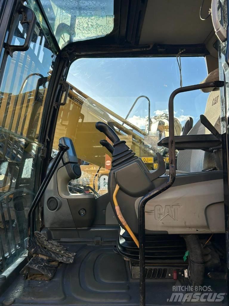 CAT 324 D L Bageri gusjeničari