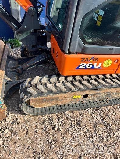 Hitachi ZX26U Mini bageri <7t