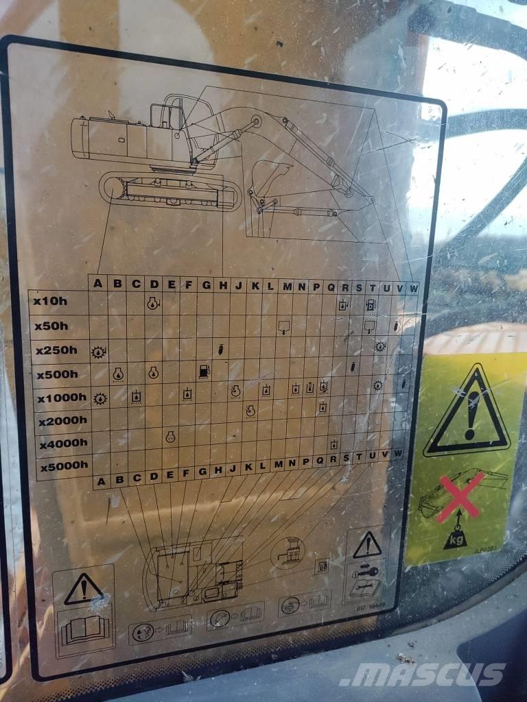 JCB JS 240 N LC Bageri gusjeničari