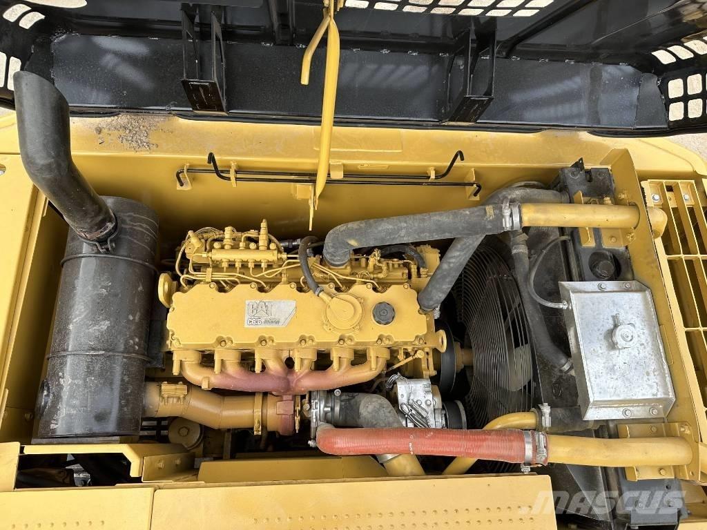 CAT 320 D Bageri gusjeničari