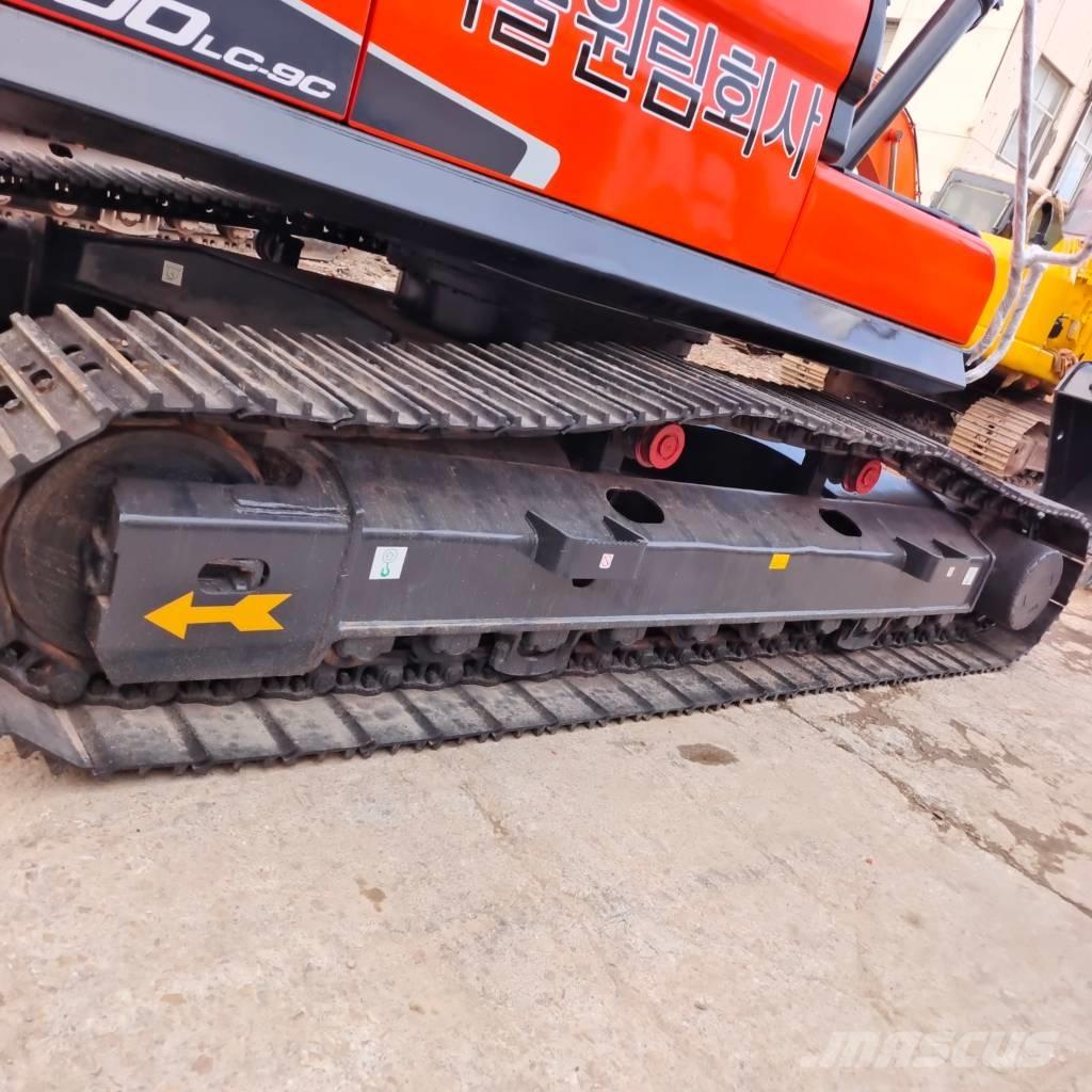 Doosan DX300 LC Bageri gusjeničari