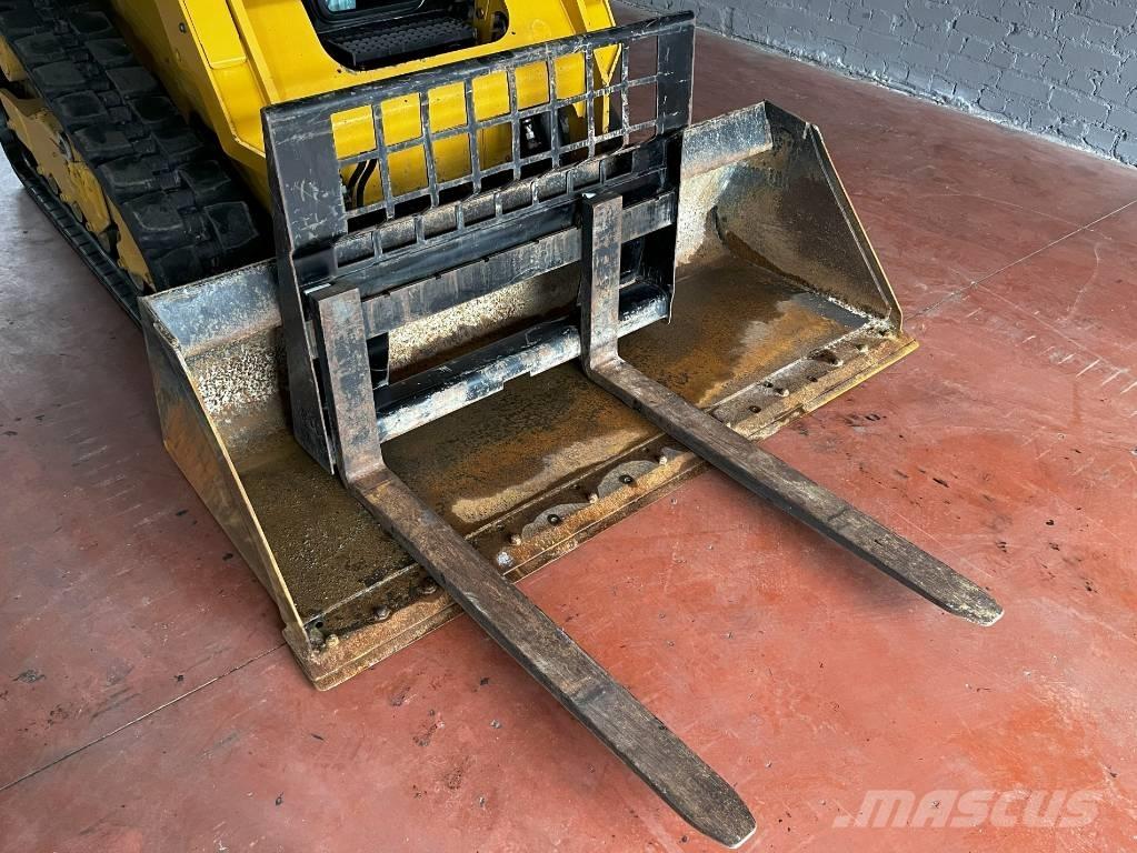 CAT 259 D Skid steer mini utovarivači