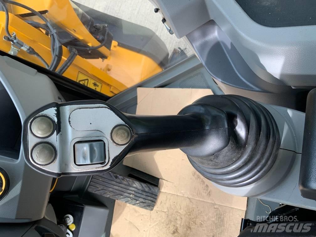 JCB 437 HT Utovarivači na kotačima