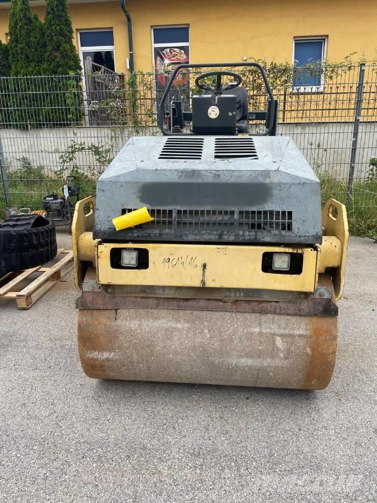 Bomag BW 120 AD-3 Valjci sa dvojnim bubnjem