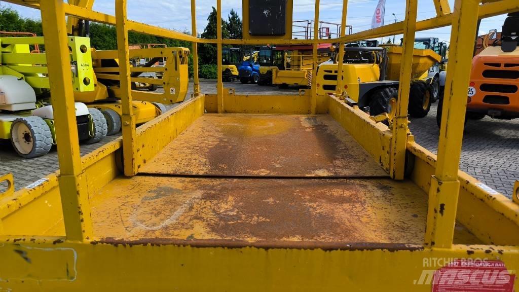 Haulotte Compact 12 Škaraste platforme