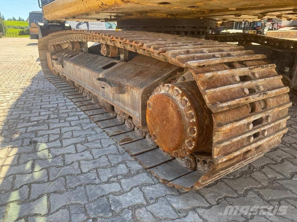 CAT 326 F LN Bageri gusjeničari