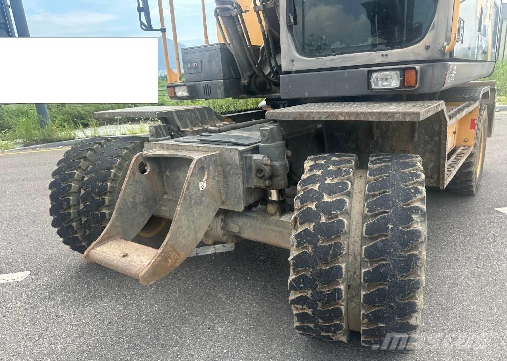 Volvo EW 140 Bageri na kotačima