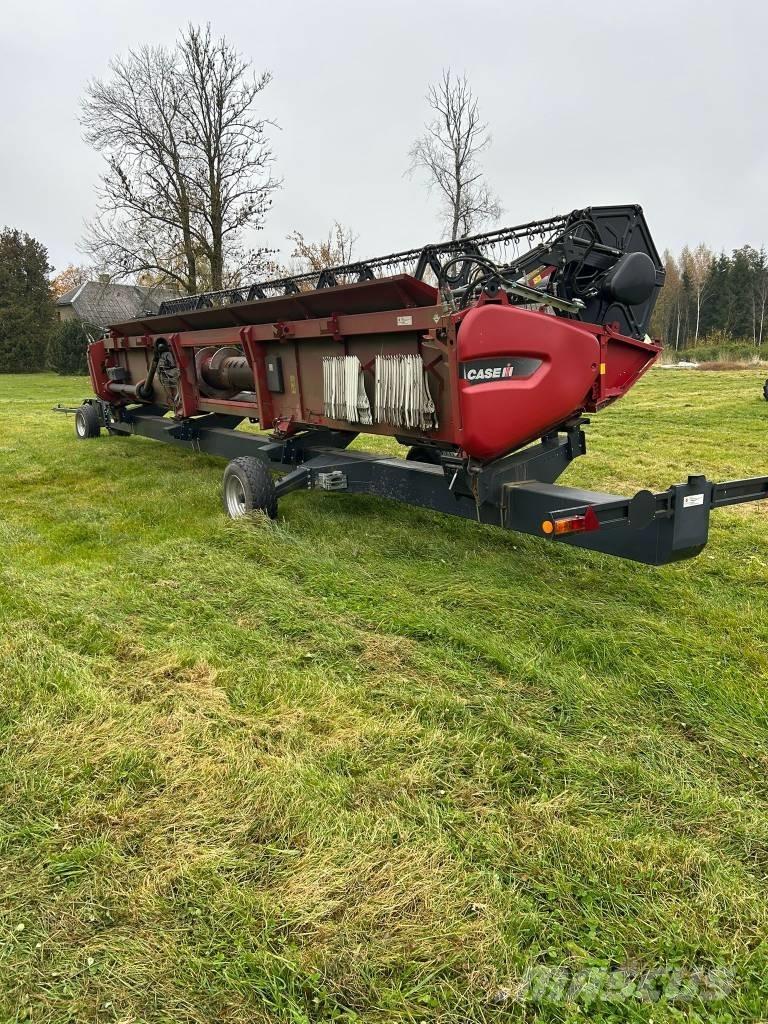 Case IH 8250 Kombajni