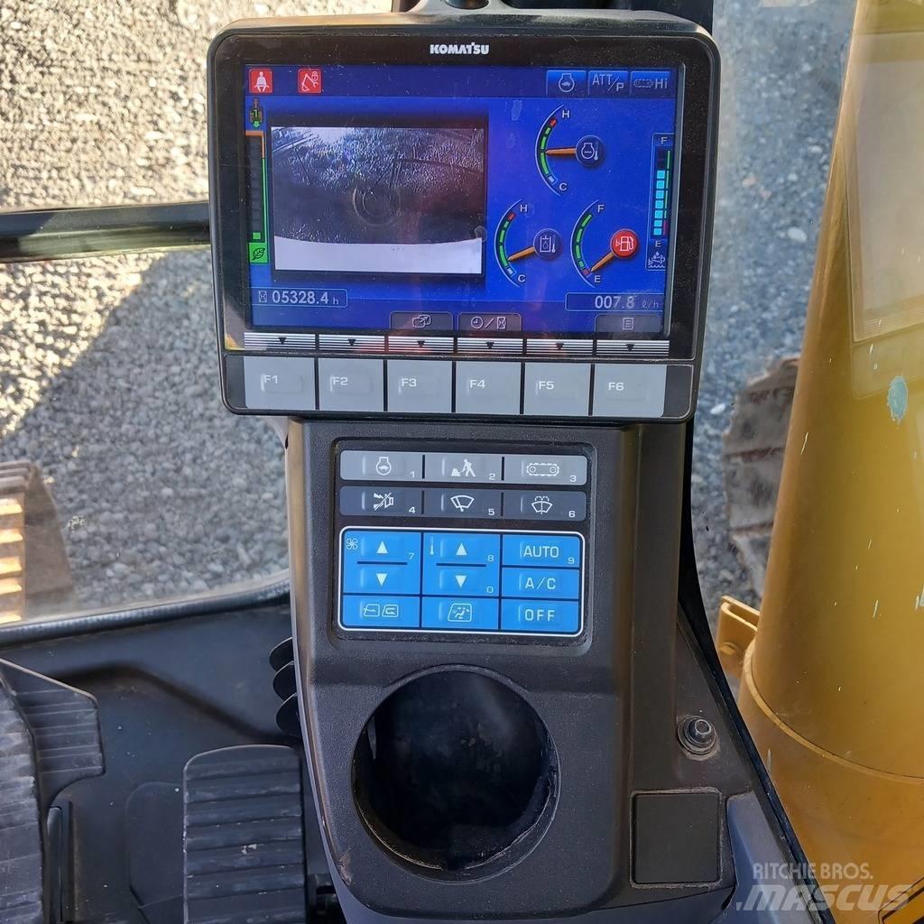 Komatsu PC 210 LC-11 Bageri gusjeničari