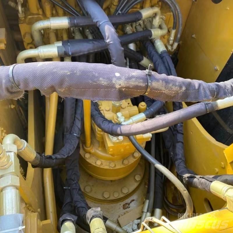 CAT 320 D Bageri gusjeničari