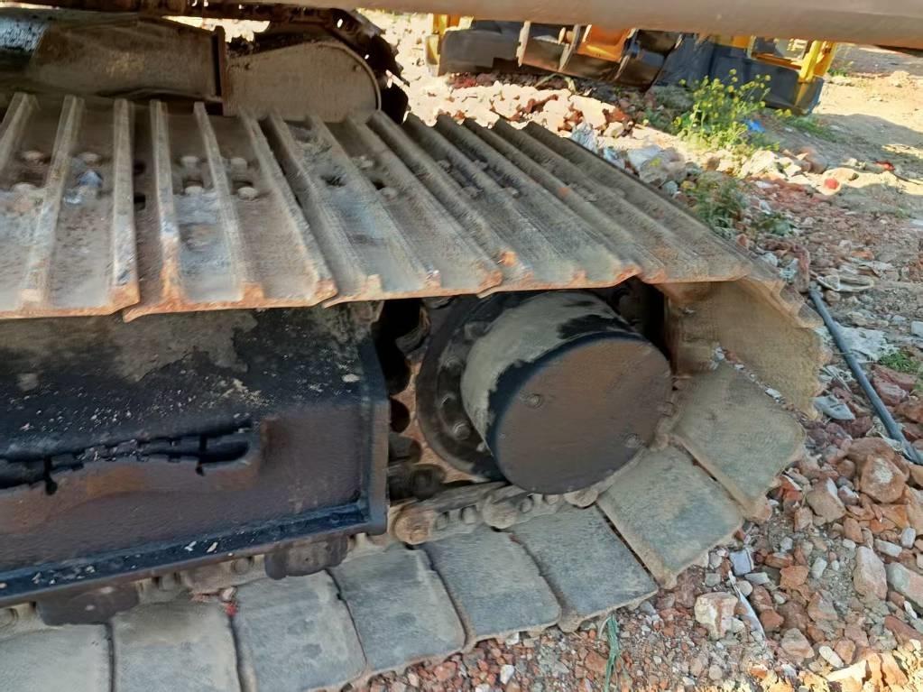 XCMG XE 150 Bageri gusjeničari