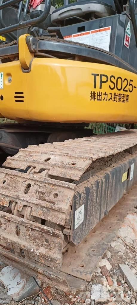 Komatsu PC35 Mini bageri <7t