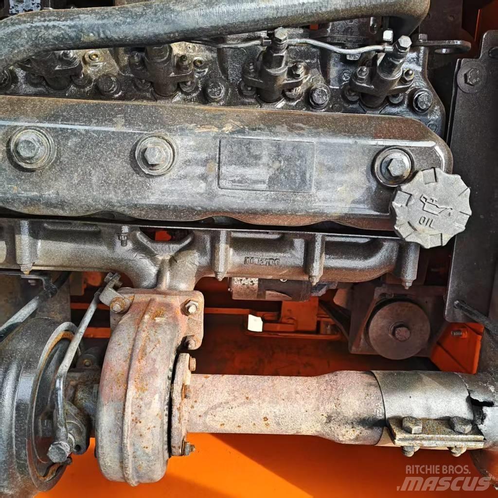 Doosan 225 LC Bageri gusjeničari