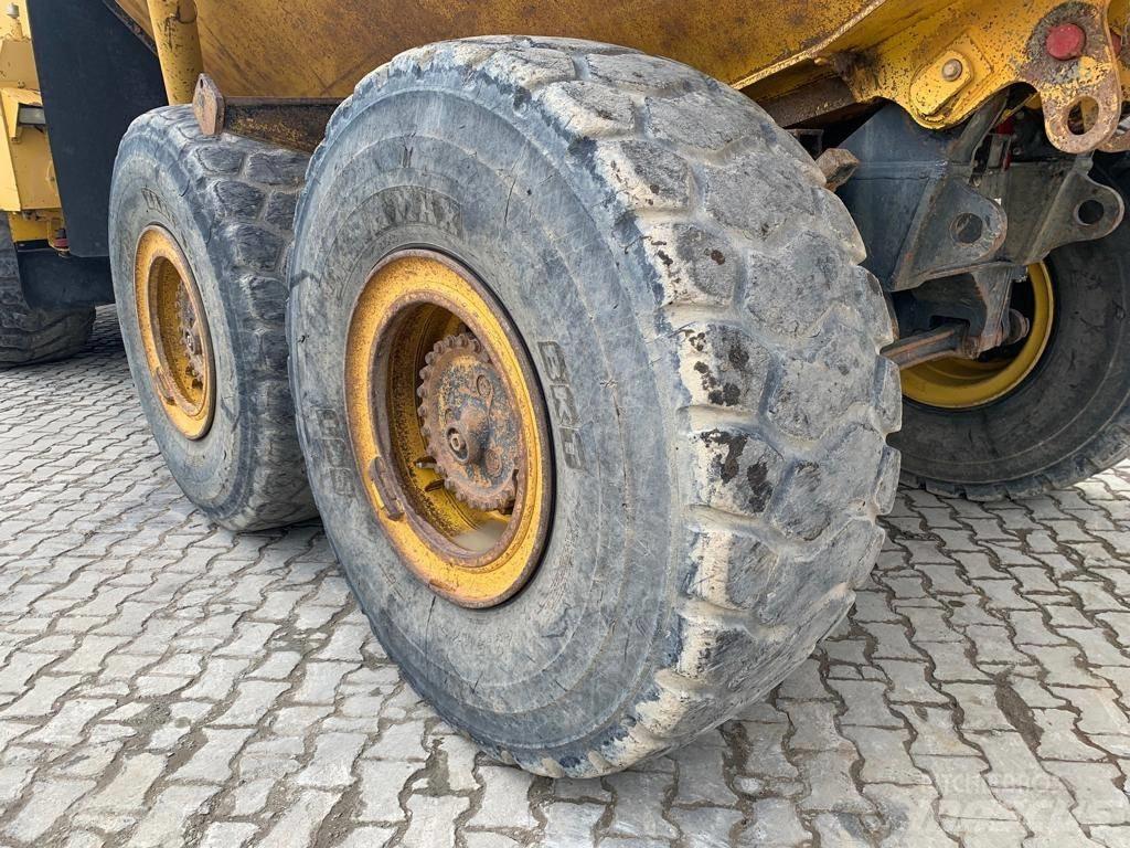 Komatsu HM 300-2 Zglobni demperi