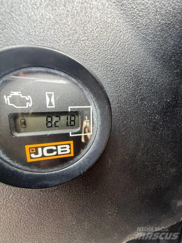 JCB 16 C-1, 821h Mini bageri <7t
