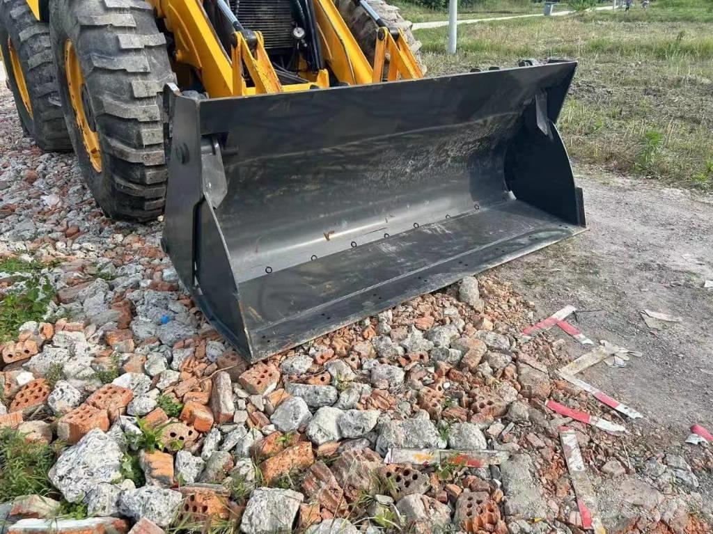 JCB 4CX Utovarni rovokopači
