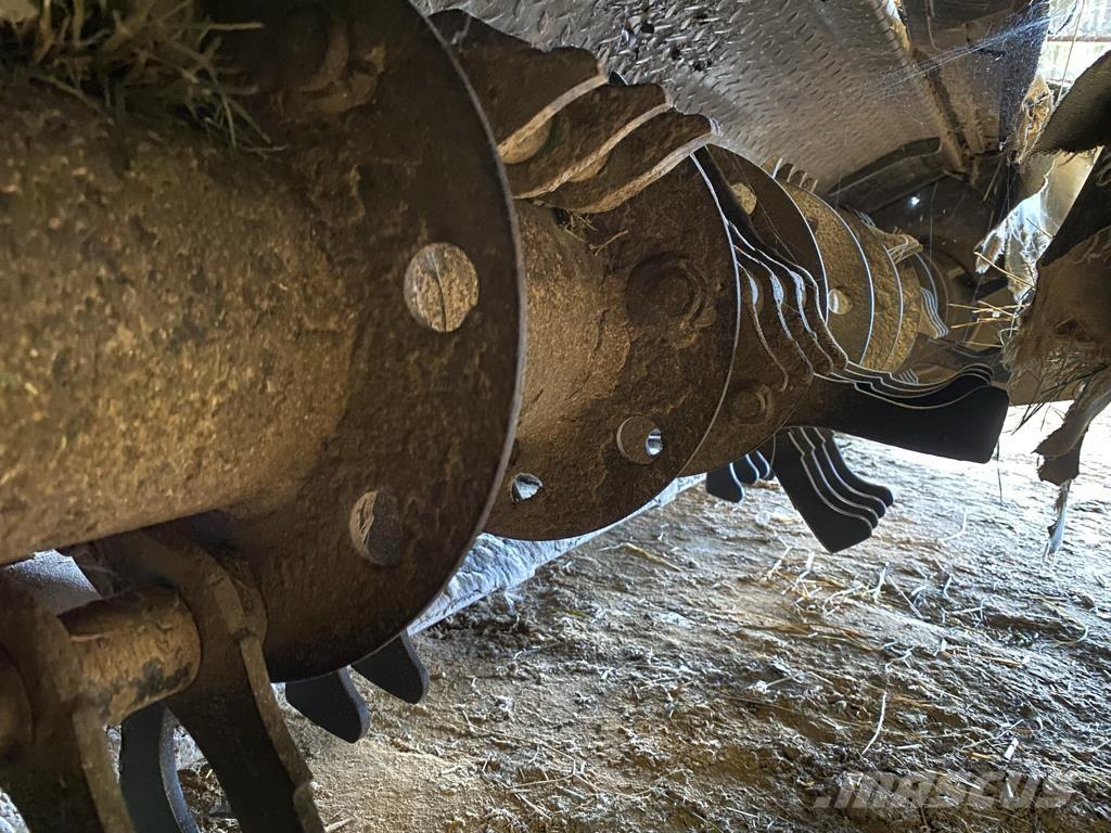 John Deere F 310 R Priključne i vučne kosilice