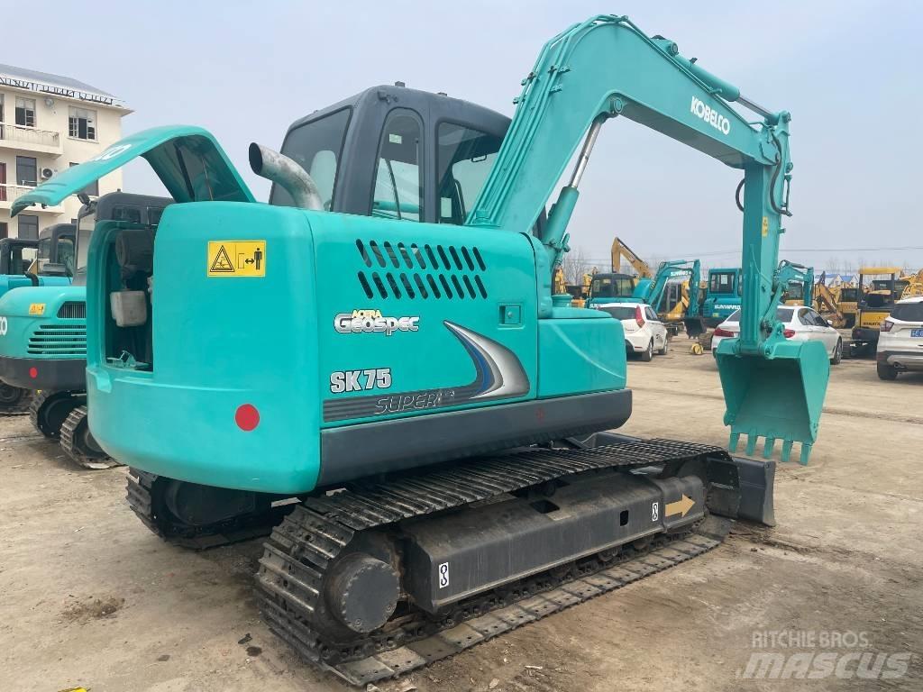Kobelco SK 75 Mini bageri <7t