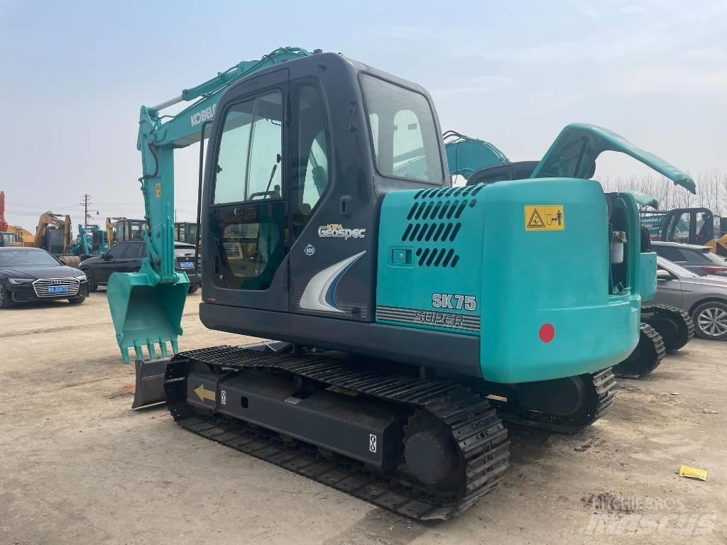 Kobelco SK 75 Mini bageri <7t