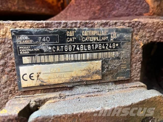CAT 740 Zglobni demperi