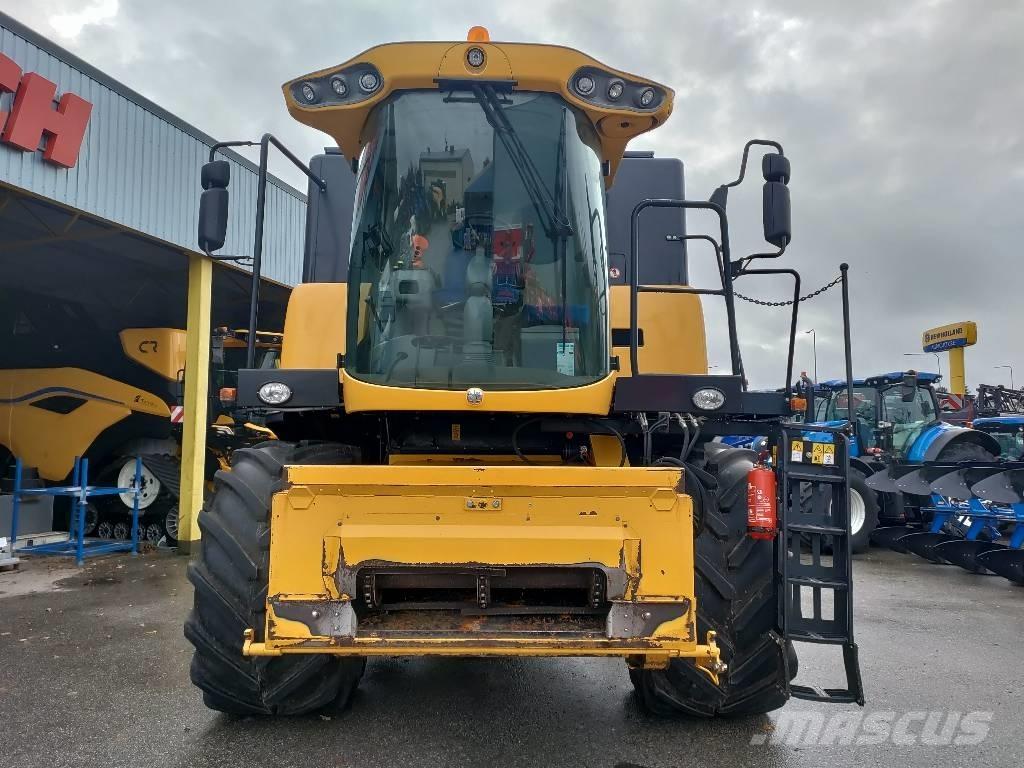 New Holland CX 5080 Kombajni