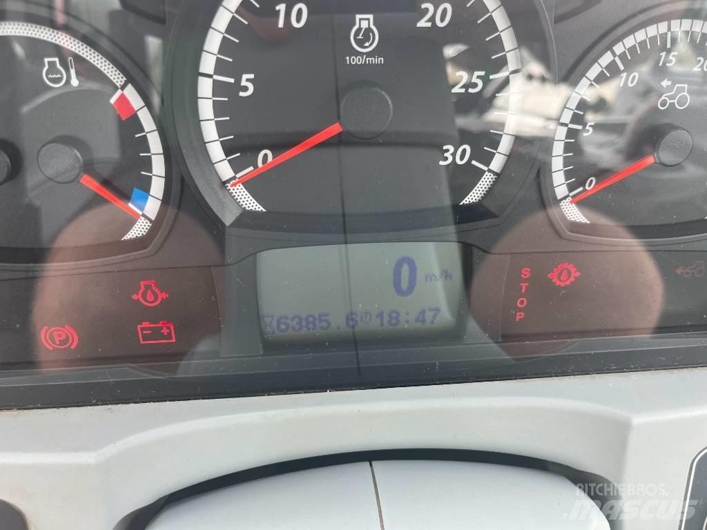 Valtra N 124 H5 Traktori