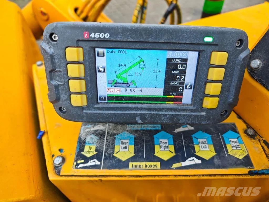 Unic URA 376 C Kranovi sa gusjenicama