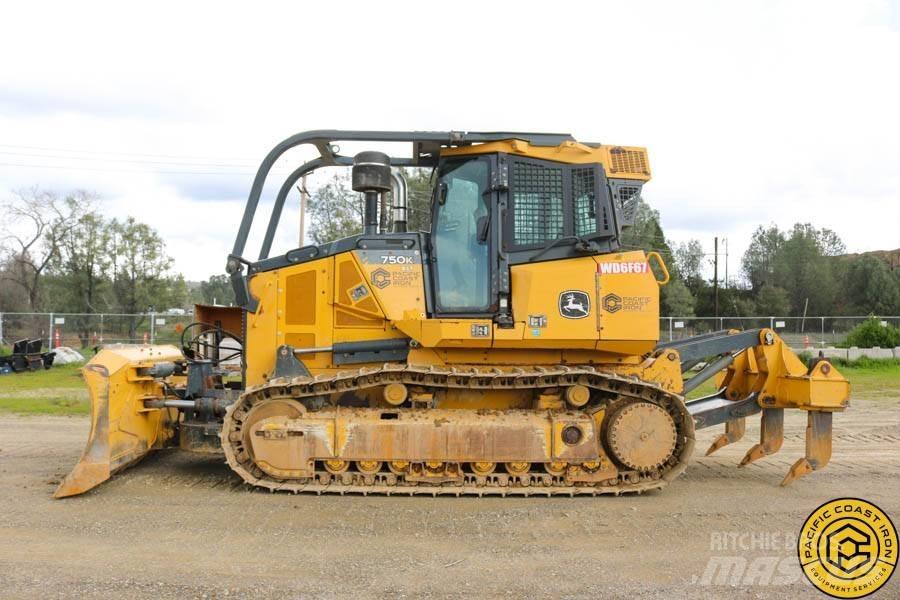 DEERE 750K XLT Buldožeri gusjeničari