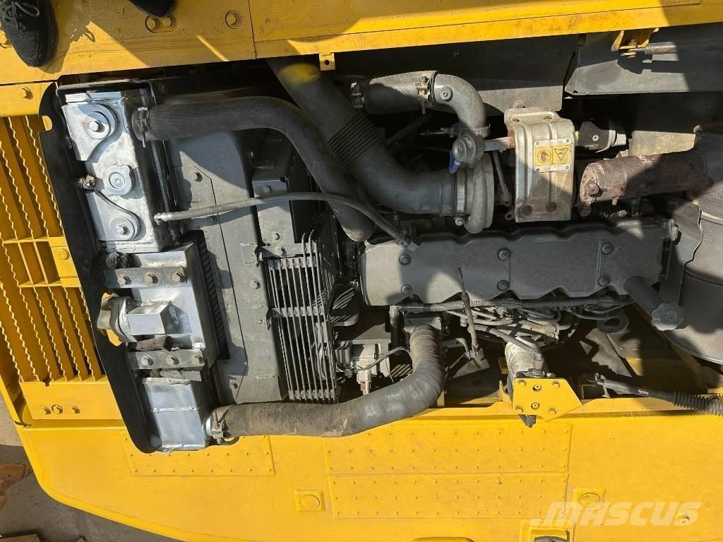 Komatsu PC220-8 Midi bageri 7t – 12t