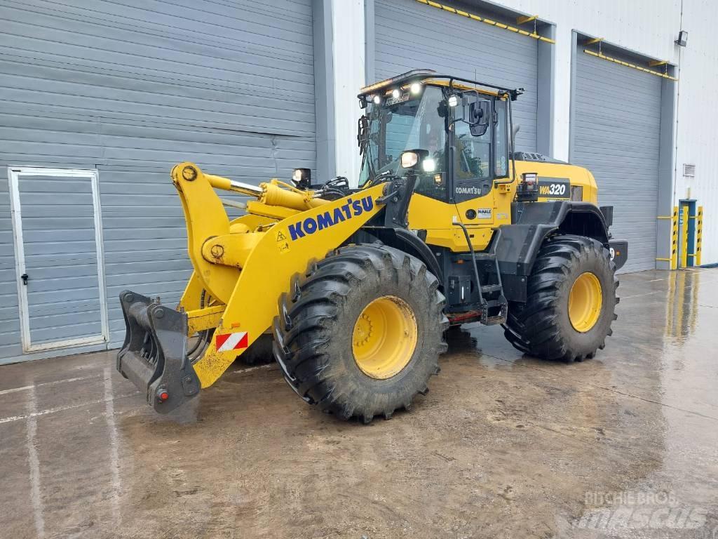 Komatsu WA320-8 Utovarivači na kotačima