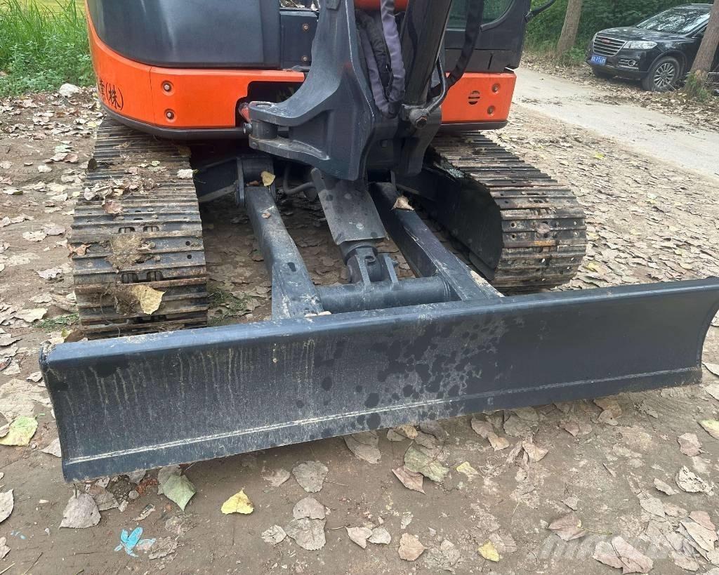 Hitachi ZX 50 U Mini bageri <7t