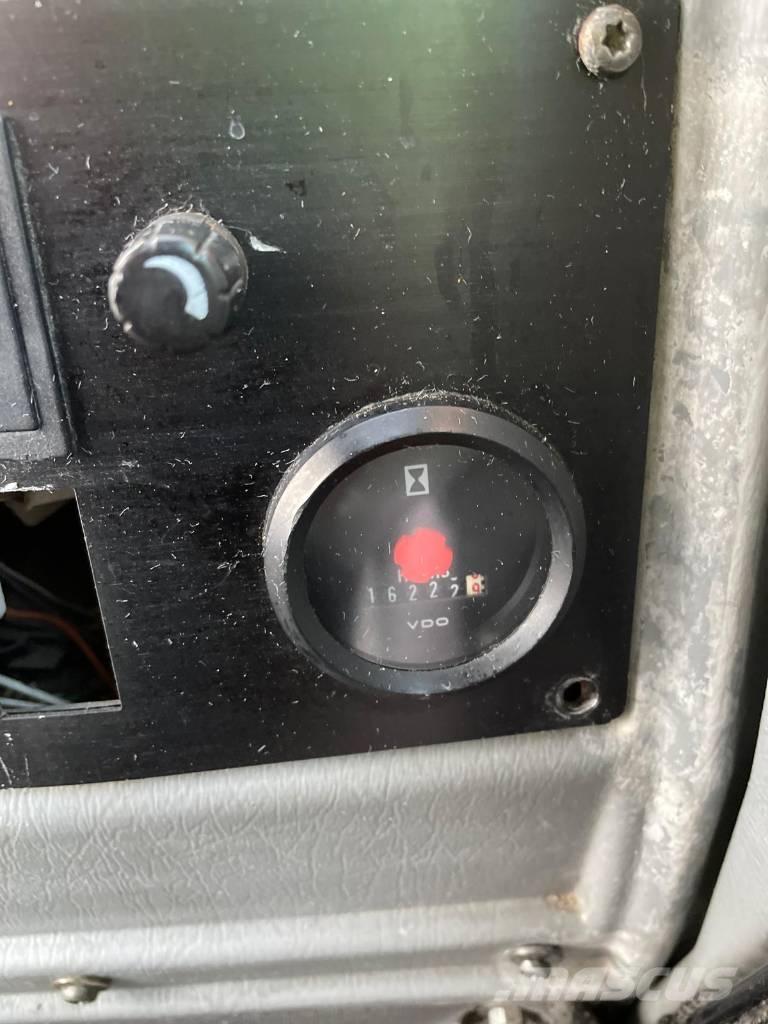 Volvo L 70 E Utovarivači na kotačima