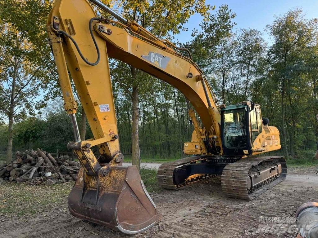 CAT 330CL Bageri gusjeničari