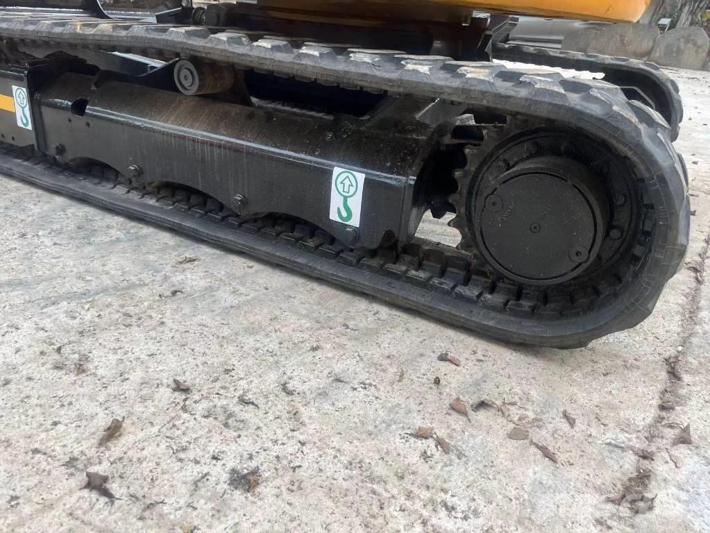 JCB 8035 Bageri gusjeničari