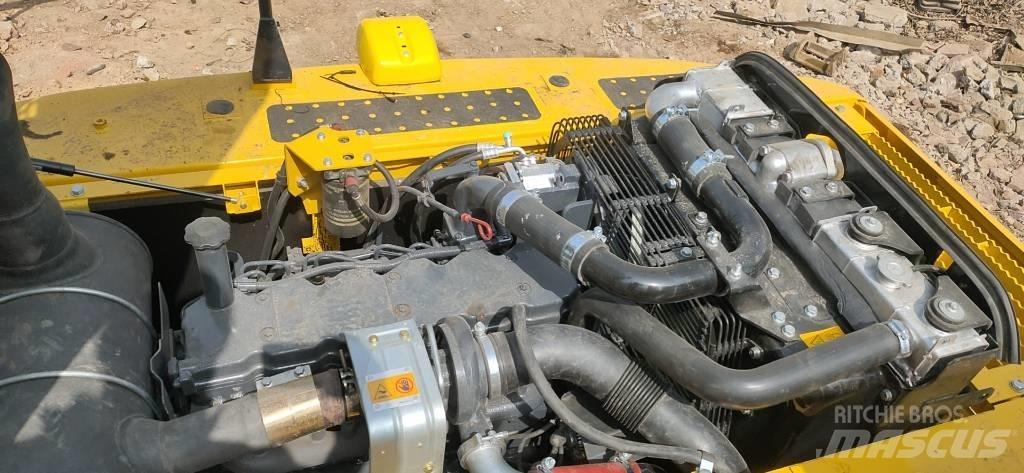 Komatsu pc200-8 Bageri gusjeničari