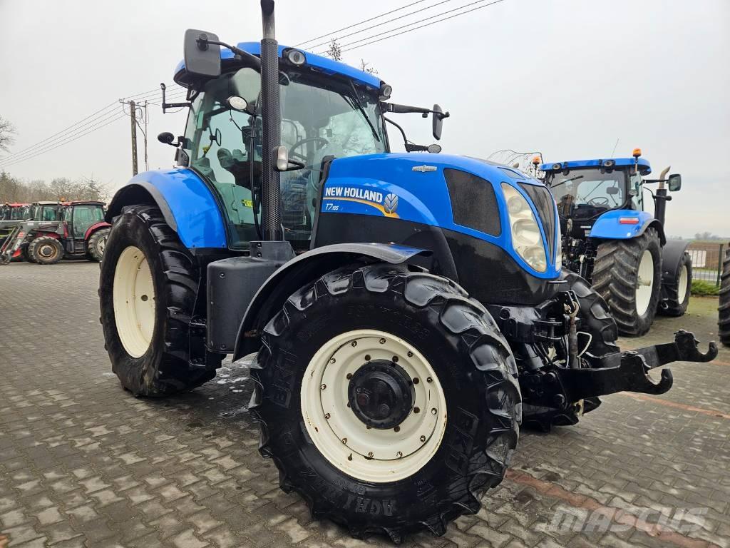 New Holland T 7.185 Traktori