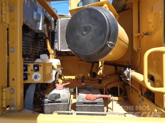 CAT 330 D L Bageri gusjeničari